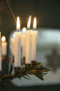 Advents-Kerzenhalter-Kranz für 24 Kerzen, messingfarben/hängend